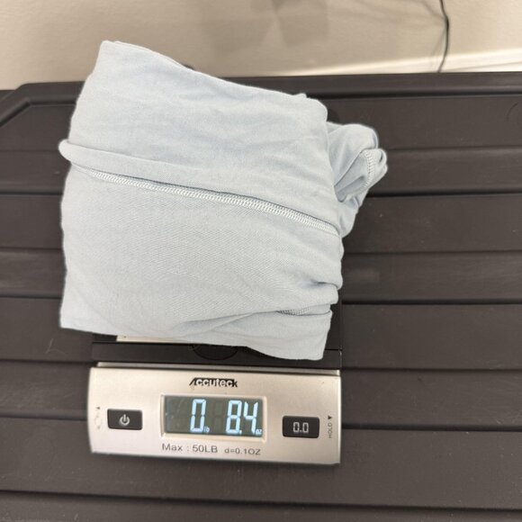 Patagonia Hoodie Womens Small Light Blue Sun Shirt Fishing Thumb Holes Guide - Picture 10 of 10